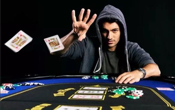 从发牌到摊牌 一篇文章掌握德州扑克基础